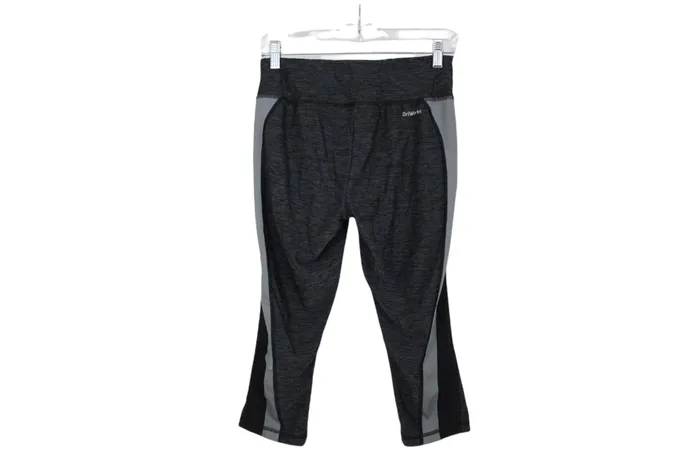 Earrings Athletic Works Gray Capri Leggings S Athletic Works