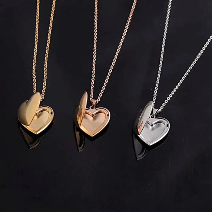 Relicario para Fotos Gold Shield Earrings