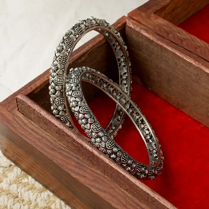 Rings Teejh Panchala Silver Oxidized Bangles