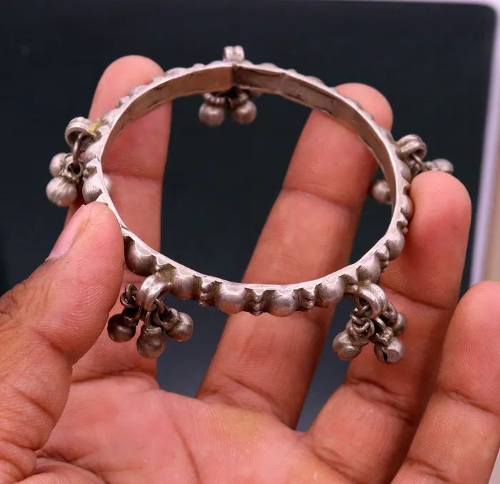Bracelets TRIBAL ORNAMENTS Indian traditional handmade solid sterling silver bangle bracelet for womens excellent hanging bells charm bangle tribal jewelry sba16 Bracelets TRIBAL ORNAMENTS Indian traditional handmade solid sterling silver bangle bracelet for womens excellent hanging bells charm bangle tribal jewelry sba16