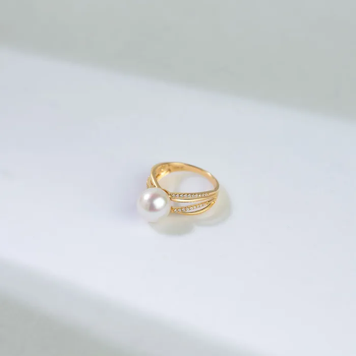Pearly Lustre 18K Diamond Freshwater Pearl Ring KR00051 Si Dian Jin Rings