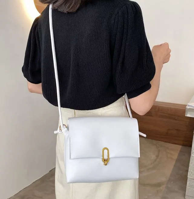 polly PB156 White Shoulder Bag Rings polly PB156 White Shoulder Bag Rings