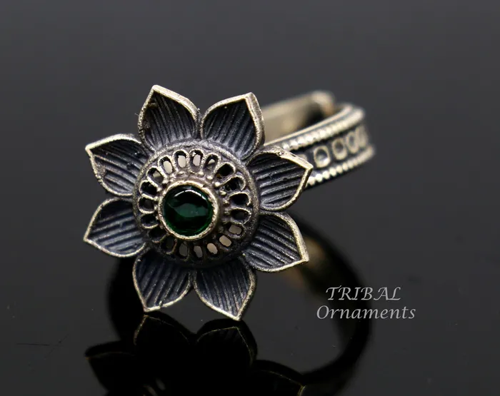 Rings TRIBAL ORNAMENTS floral design 925 sterling solid silver fabulous craftsmanship vintage design tribal adjustable ring band for women Rajasthan India SR334 Rings TRIBAL ORNAMENTS floral design 925 sterling solid silver fabulous craftsmanship vintage design tribal adjustable ring band for women Rajasthan India SR334