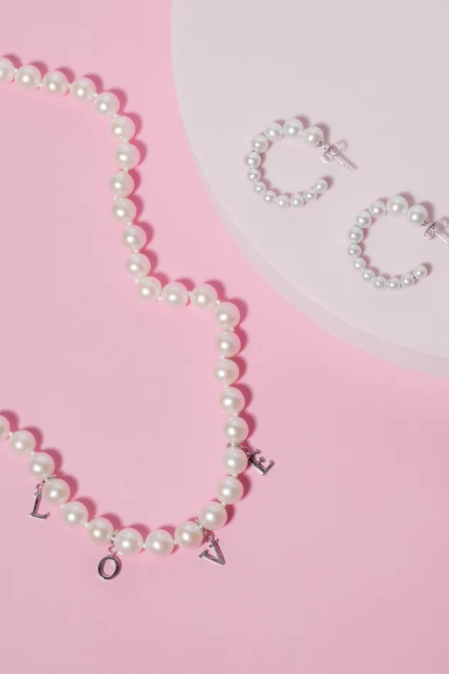 spt Earrings White Freshwater Cultured Pearl Hoop Reese Earrings spt Earrings White Freshwater Cultured Pearl Hoop Reese Earrings