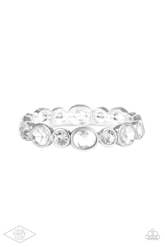 Bracelets Paparazzi Bracelet Still GLOWING Strong White Paparazzi Jewelry Bracelets Paparazzi Bracelet Still GLOWING Strong White Paparazzi Jewelry