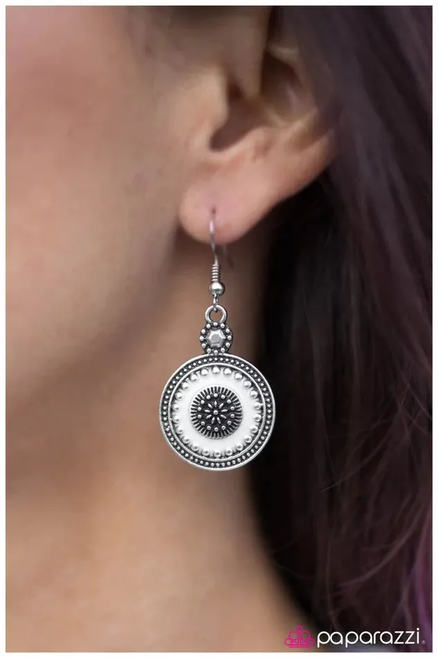 Earrings Paparazzi Earring Stop BRIGHT There White Paparazzi Jewelry