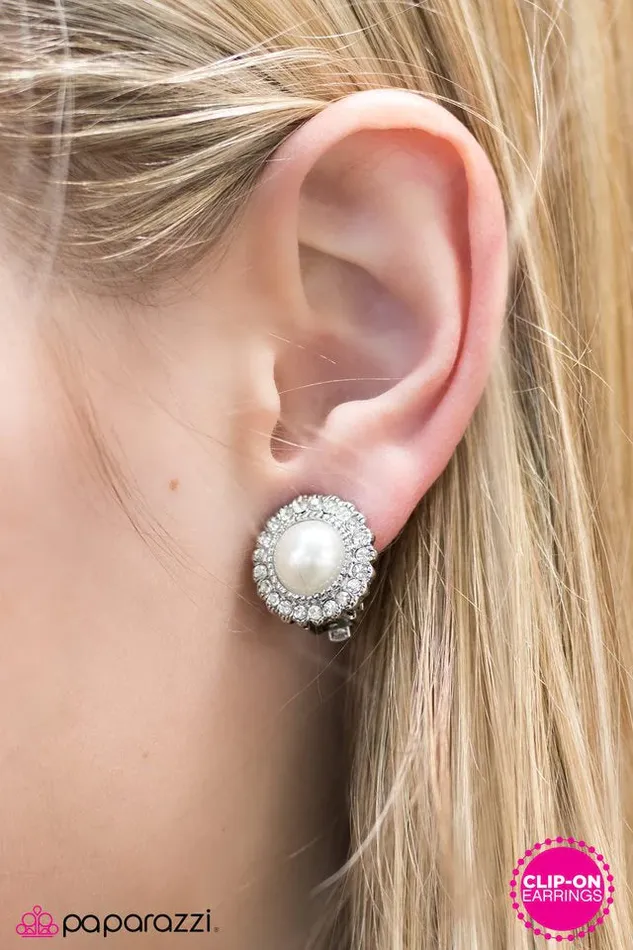 Earrings Paparazzi Jewelry Paparazzi Earring Classy and Sassy White