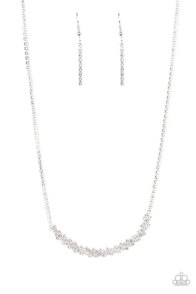 Necklaces Paparazzi Jewelry Paparazzi Necklace Glamour Glow White Necklaces Paparazzi Jewelry Paparazzi Necklace Glamour Glow White