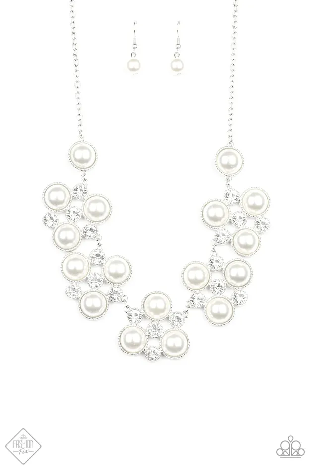 Necklaces Paparazzi Jewelry Paparazzi Necklace Night at the Symphony White