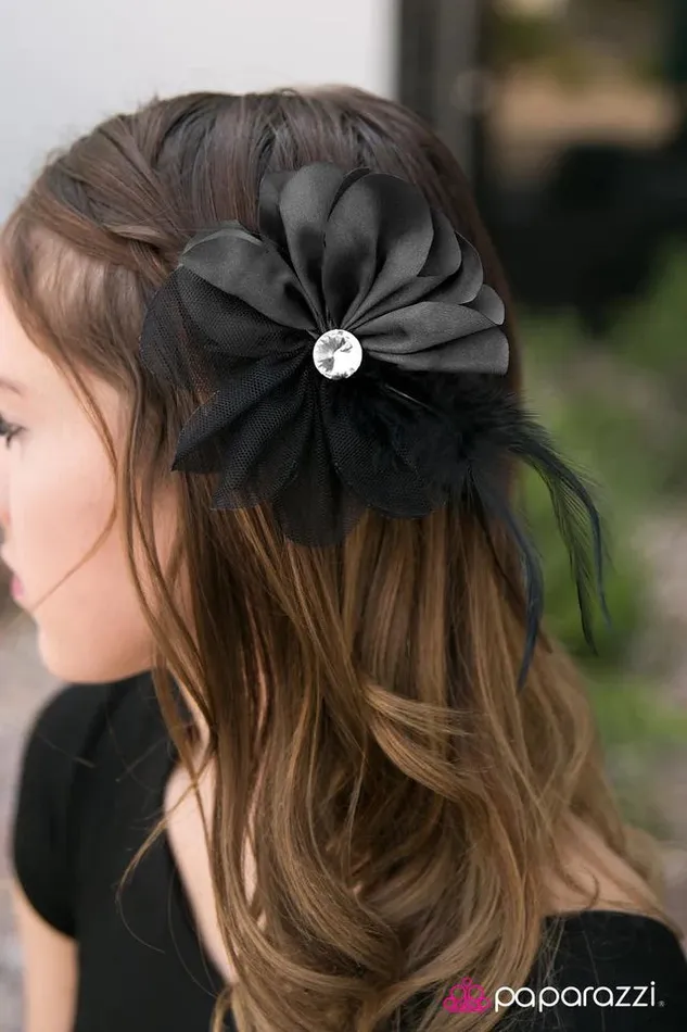 Paparazzi Hair Accessories Everyone Loves A Masquerade Silver Paparazzi Jewelry Rings