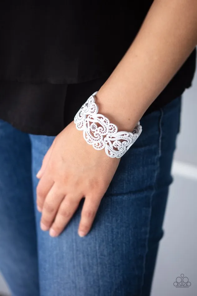 Paparazzi Jewelry Bracelets Paparazzi Bracelet Vintage Romance White