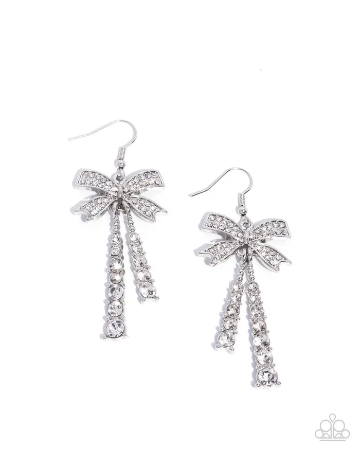Paparazzi Jewelry Earrings Paparazzi Earring Date Night Decadence White Paparazzi Jewelry Earrings Paparazzi Earring Date Night Decadence White