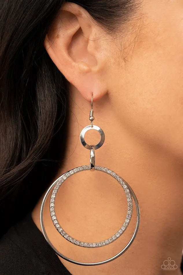 Paparazzi Jewelry Earrings Paparazzi Earring Haute Hysteria White