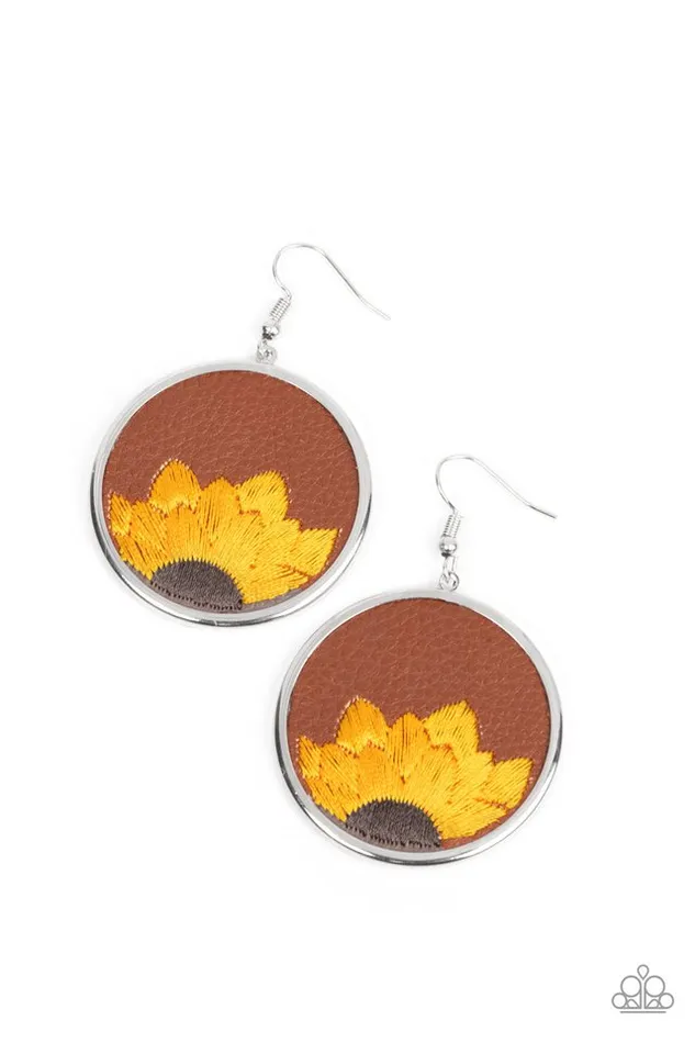 Paparazzi Jewelry Earrings Paparazzi Earring SunKissed Sunflowers Brown Paparazzi Jewelry Earrings Paparazzi Earring SunKissed Sunflowers Brown