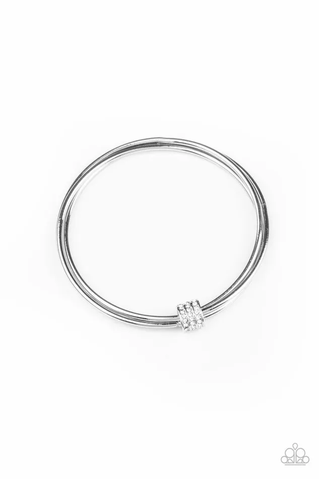 Paparazzi Jewelry Paparazzi Bracelet Roll Out The Rhinestones White Bracelets Paparazzi Jewelry Paparazzi Bracelet Roll Out The Rhinestones White Bracelets