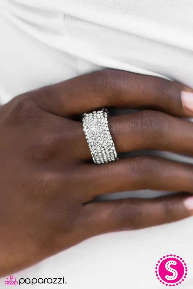Paparazzi Jewelry Paparazzi Ring Brand SPARKLING New White Rings