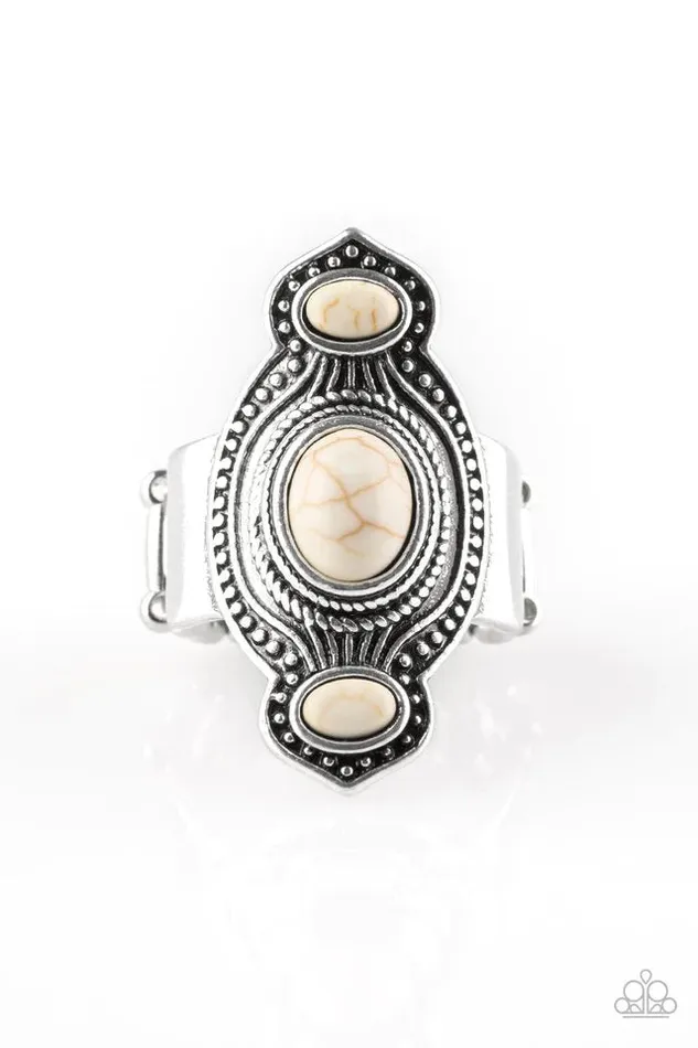 Paparazzi Jewelry Paparazzi Ring Dune Drifter White Rings