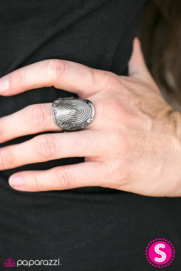 Paparazzi Jewelry Rings Paparazzi Ring Its All SUN and Games Black
