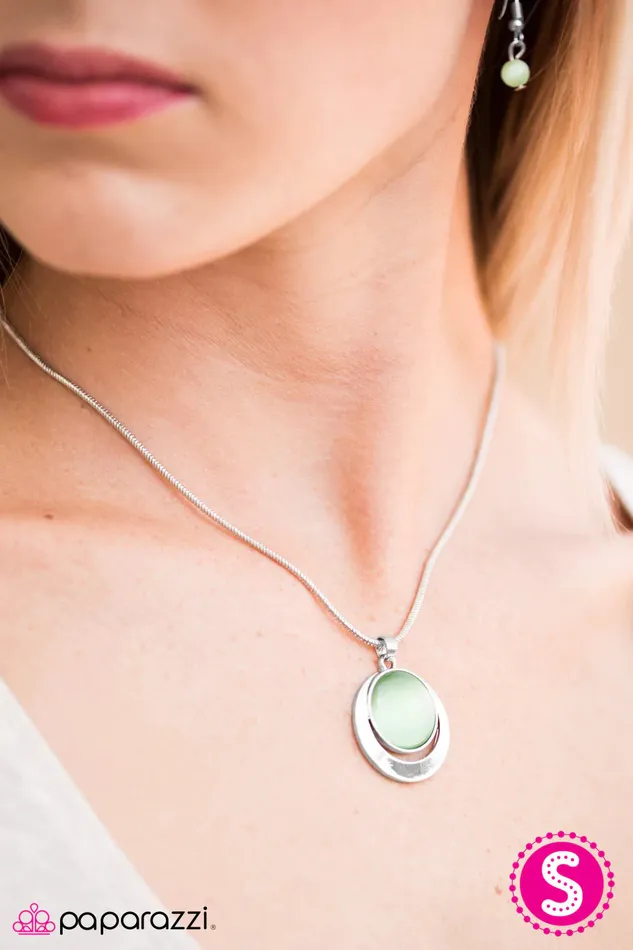 Paparazzi Necklace Lunar Eclipse Green Paparazzi Jewelry Necklaces