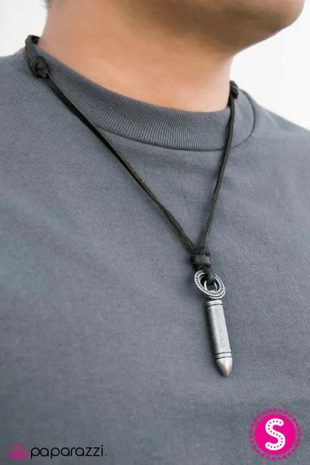 Paparazzi Necklace Sharpshooter Black Paparazzi Jewelry Necklaces