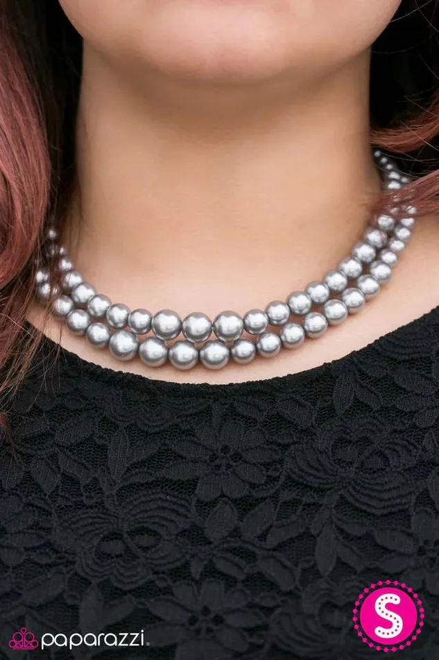 Paparazzi Necklace Woman Of The Year Silver Paparazzi Jewelry Necklaces