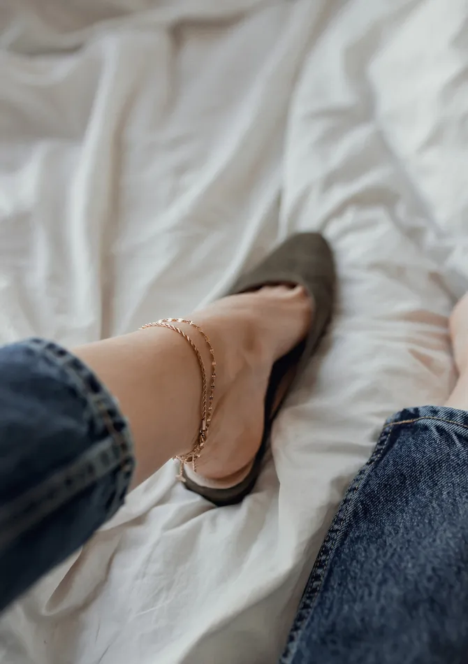 Flattened Rolo Chain Anklet Gold Hey Happiness PreStyled Sets Flattened Rolo Chain Anklet Gold Hey Happiness PreStyled Sets