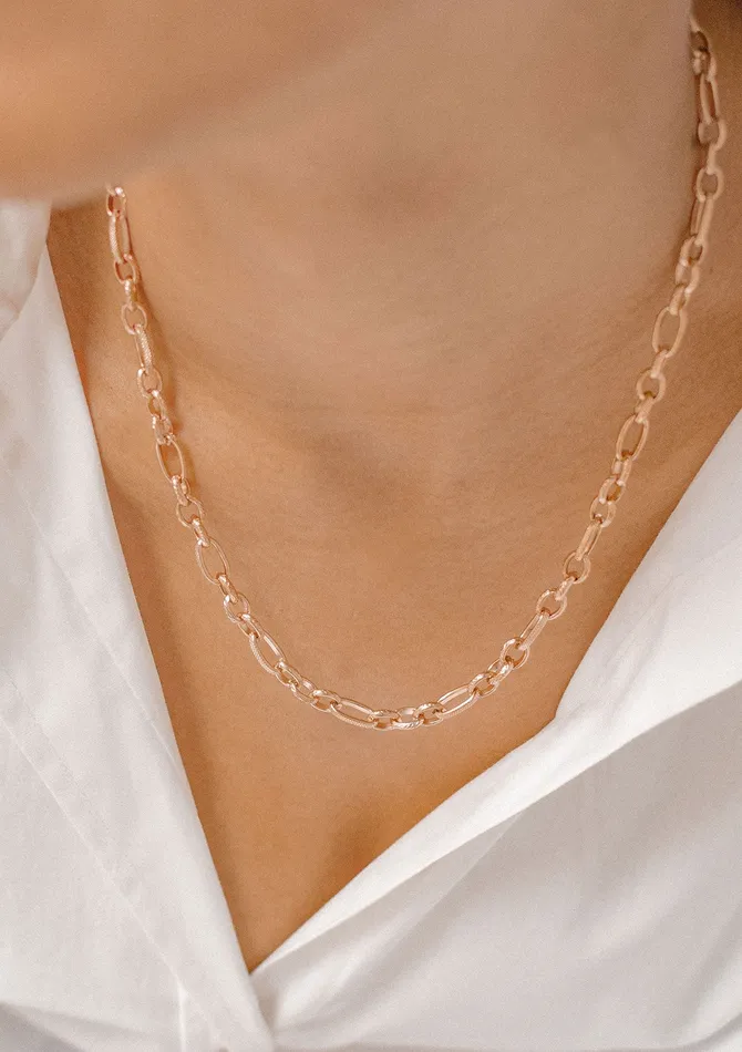 Hey Happiness Necklaces Chunky Oval Figaro Chain Necklace Rose Gold Hey Happiness Necklaces Chunky Oval Figaro Chain Necklace Rose Gold