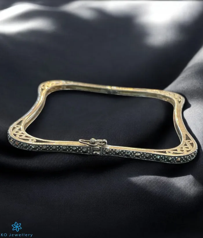 Marcasite The Sleek Silver Marcasite Openable Bracelet Free Size Bracelets Marcasite The Sleek Silver Marcasite Openable Bracelet Free Size Bracelets