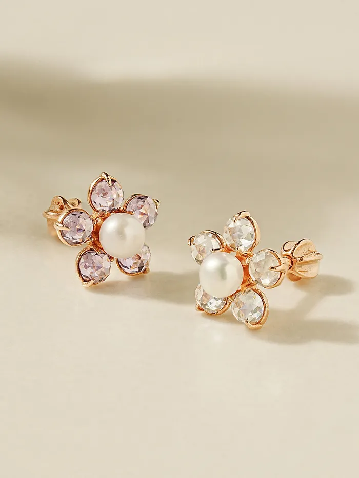 14K Gold Fresh Water Pearl Wind Flower Cartilage Earring 18G16G MinimalBijoux Earrings 14K Gold Fresh Water Pearl Wind Flower Cartilage Earring 18G16G MinimalBijoux Earrings