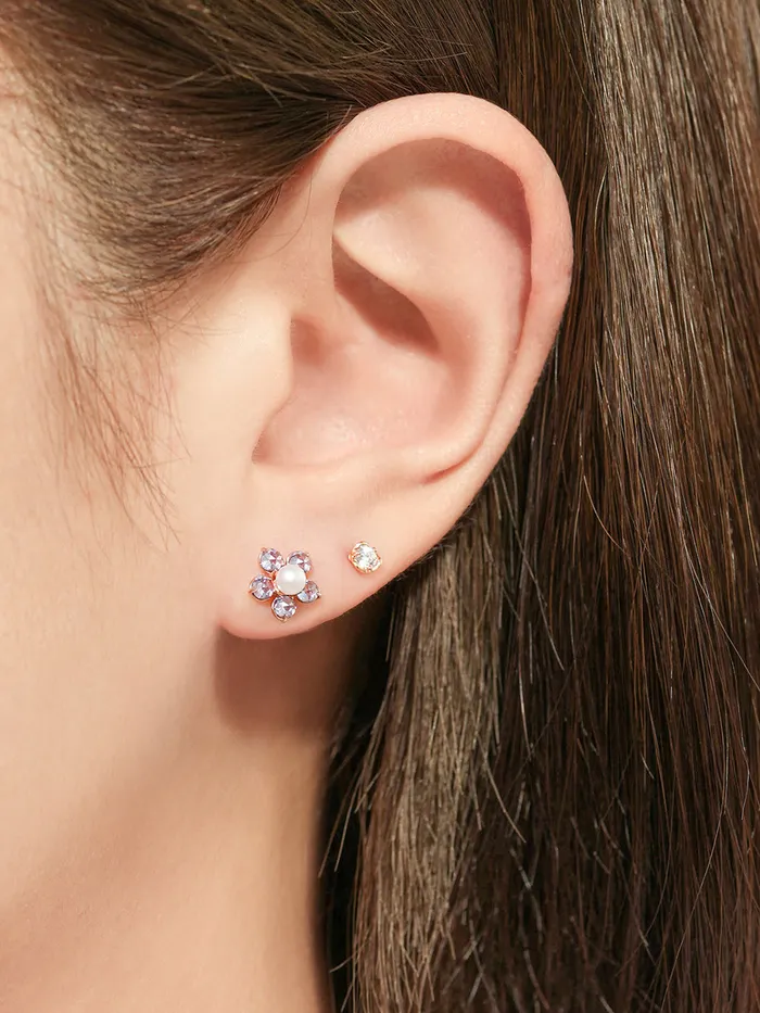 14K Gold Fresh Water Pearl Wind Flower Cartilage Earring 18G16G MinimalBijoux Earrings