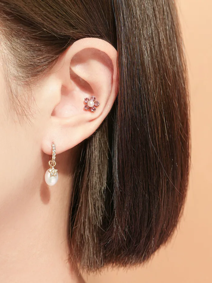 14K Gold Fresh Water Pearl Wind Flower Cartilage Earring 18G16G MinimalBijoux Earrings