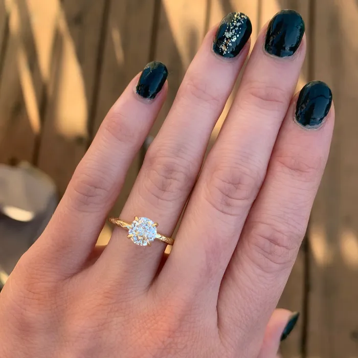 Anueva Jewelry PreStyled Sets 132ct GIA Crown Jubilee Diamond Evergreen Solitiare in 18k Yellow Gold