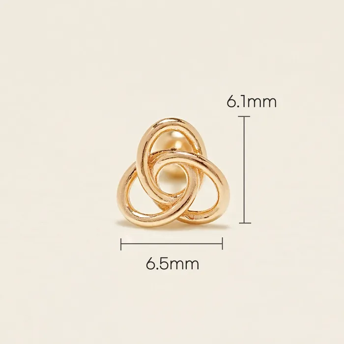 Earrings MinimalBijoux 14K Gold Linked Triangle Cartilage Earring 20G