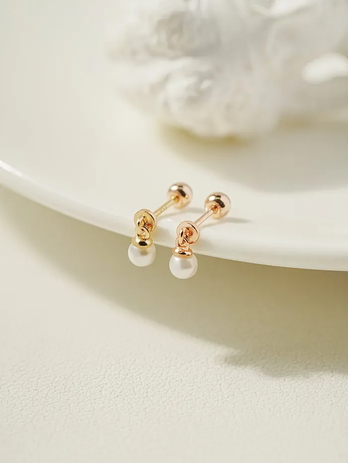 Earrings MinimalBijoux 14K Gold Mini Pearl Drop Cartilage Earring 20G