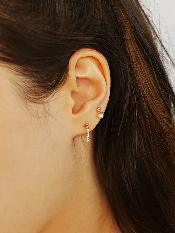 Earrings MinimalBijoux 14K Gold Mini Pearl Drop Cartilage Earring 20G