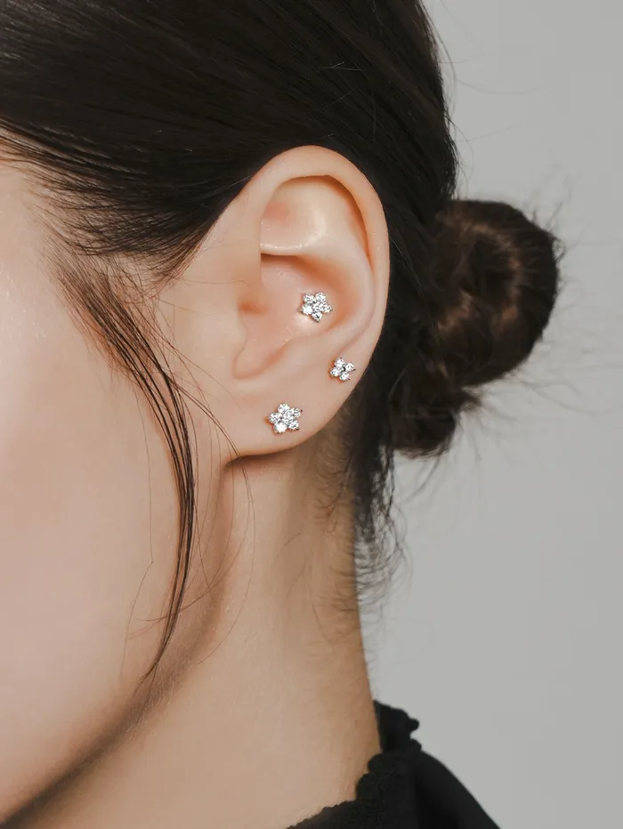 Earrings MinimalBijoux 14K Gold Moissanite Four Petals Flower Cartilage Earring 20G18G16G