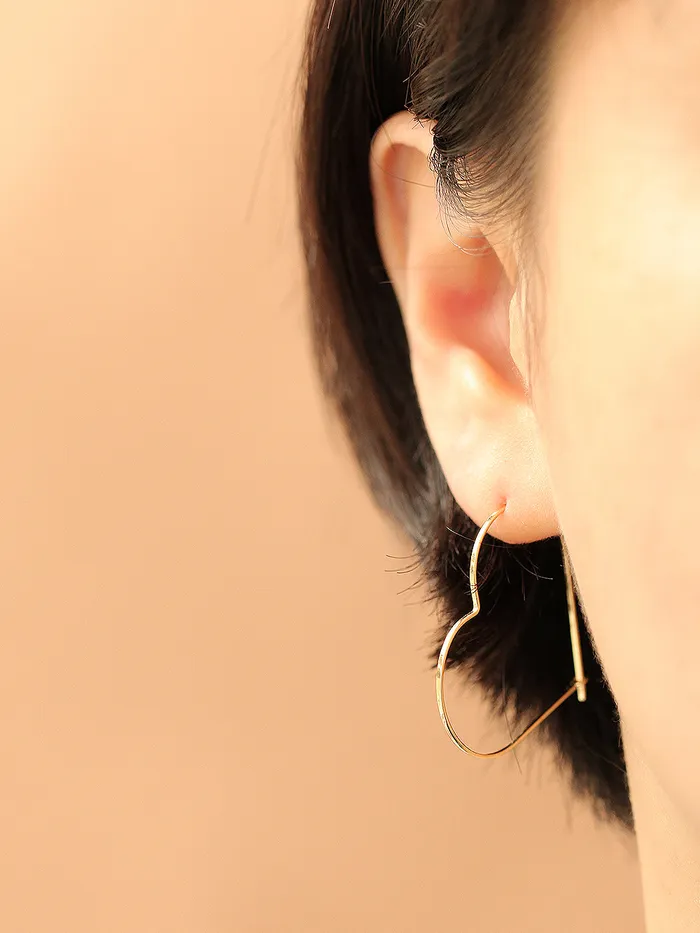 Earrings MinimalBijoux 14K Gold Slim Heart Hoop