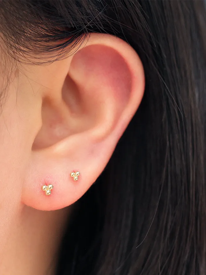 Earrings MinimalBijoux 14K Gold Triangle Balls Stud Earring