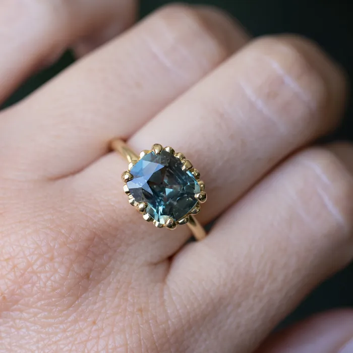 GIA 447ct Color Shifting Elongated Cushion Cup Sapphire Scallop Cup EastWest Solitaire in 18k Yellow Gold Nashan PreStyled Sets