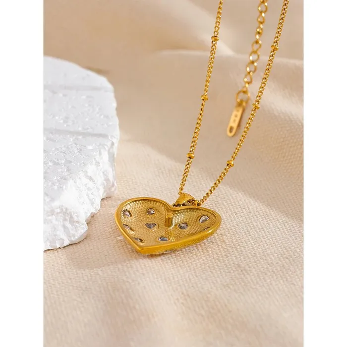 Mabel Love Co Necklaces Gold Heart Necklace