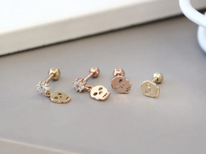 MinimalBijoux 14K Gold CZ Skull Dangle Cartilage Earring 18G16G Earrings