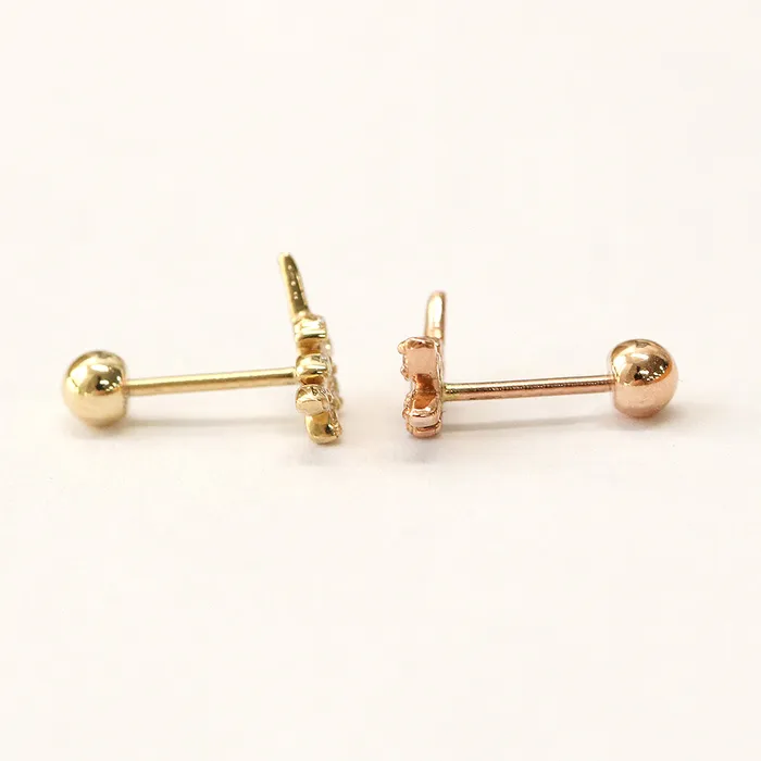 MinimalBijoux 14K Gold Point Leaf Cartilage Earring 20G18G16G Earrings