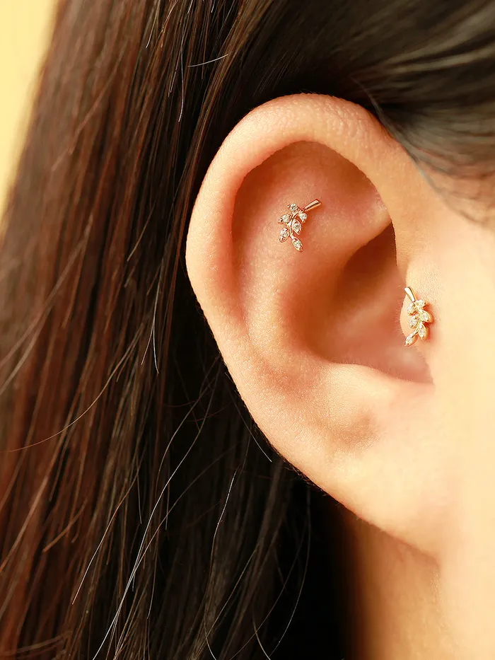 MinimalBijoux 14K Gold Point Leaf Cartilage Earring 20G18G16G Earrings