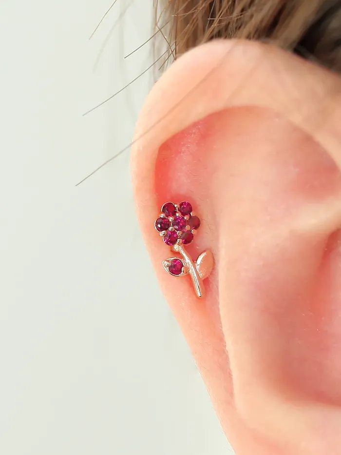 MinimalBijoux 14K Gold Ruby Flower Cartilage Earring 18G16G Earrings