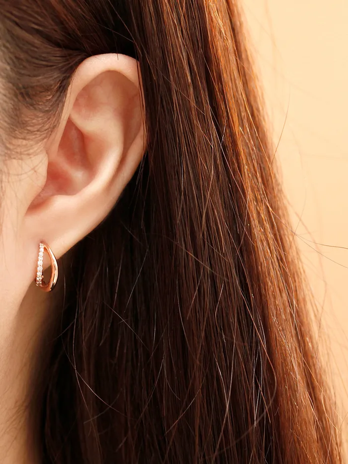 MinimalBijoux Earrings 14K 18K Gold 2 Lines Unbalanced Cubic Cartilage Hoop Earring