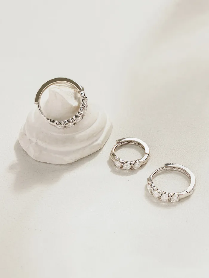 MinimalBijoux Earrings 14K 18K Gold Moissanite Cartilage Hoop Earring