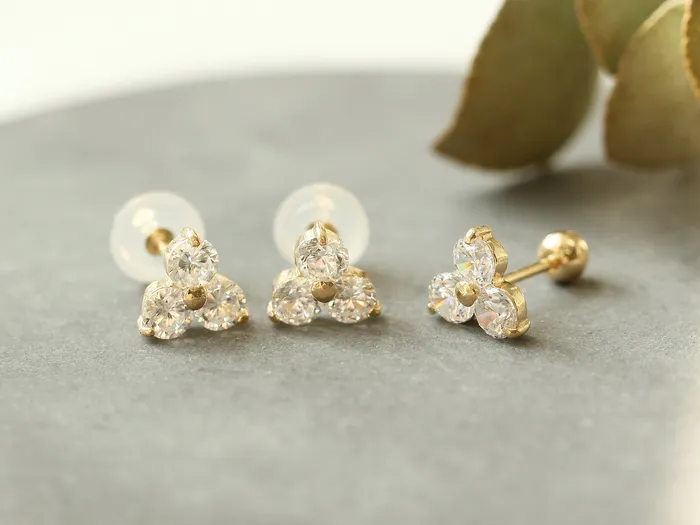 MinimalBijoux Earrings 14K gold Triangle Cubic Ball cartilage Earring 20g