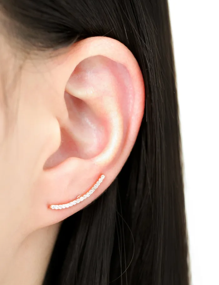 MinimalBijoux Earrings Curve Bar CZ Cartilage earring