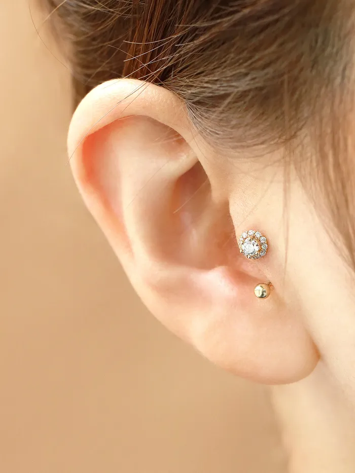 MinimalBijoux PreStyled Sets 14K Gold Cubic Curve Tragus Piercing 18G16G