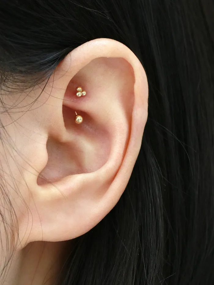 MinimalBijoux PreStyled Sets 14K gold Triangle Ball Rook Piercing 18g16g